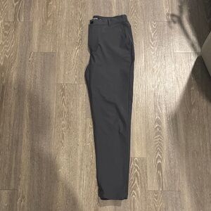 Cuts AO Jogger Cast Iron S